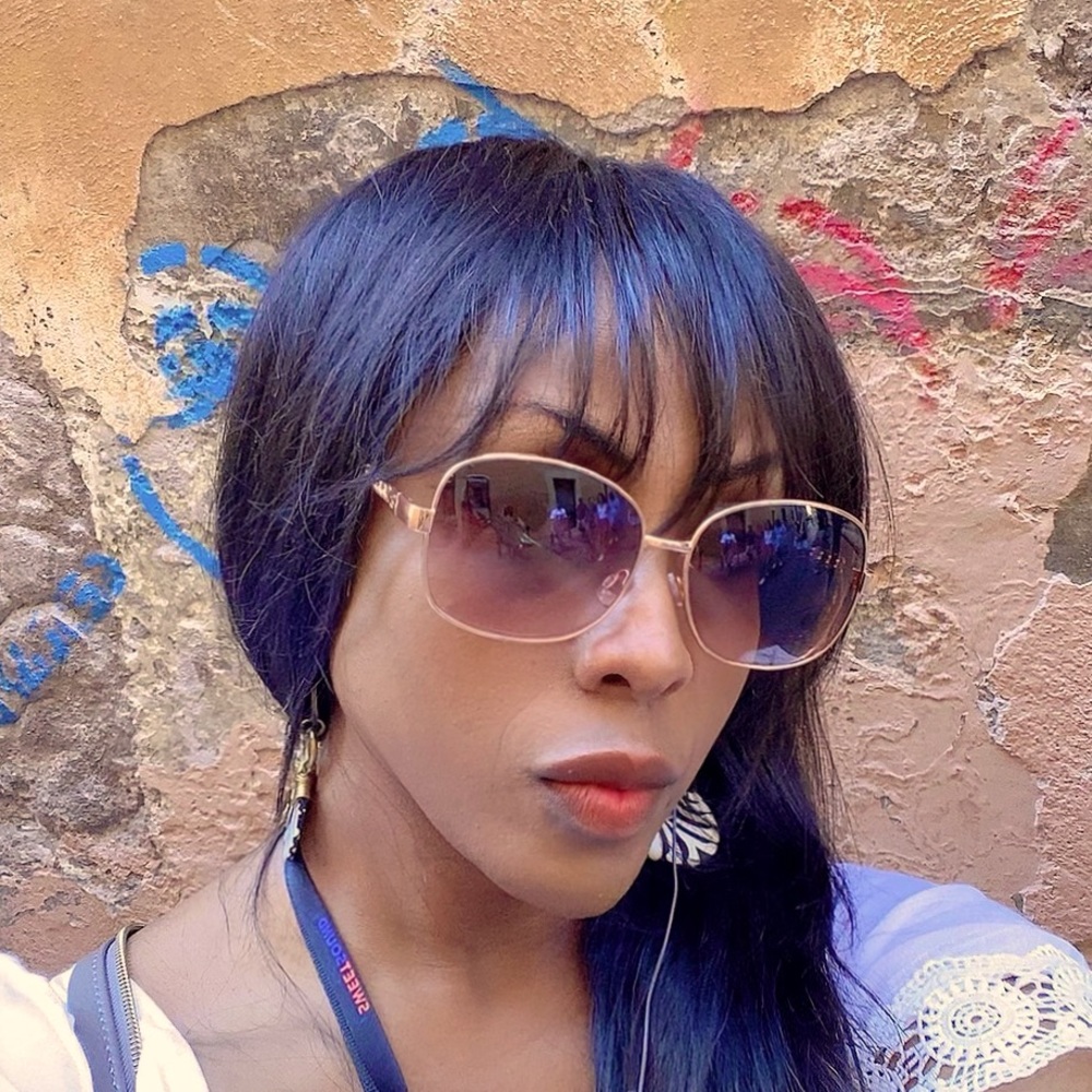 Meet your Posher, Raychon